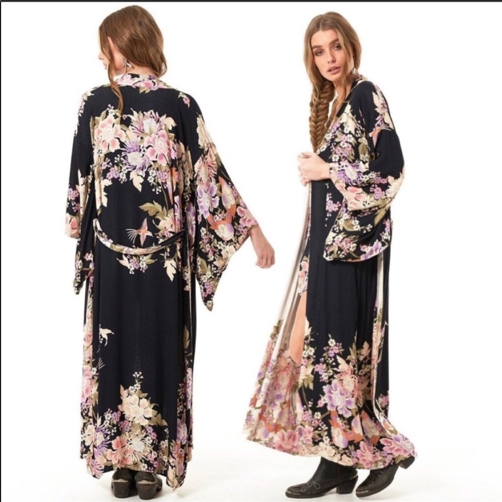SOLD NEW SPELL "Blue Skies" Cream Floral Kimono OS - Picture 2 of 7